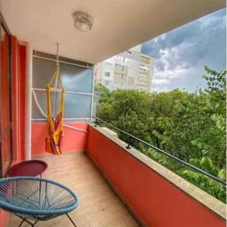Lägenhet Lovely 1 Bedroom In The Heart Of