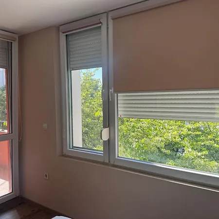 Lovely 1 Bedroom In The Heart Of Lejlighed